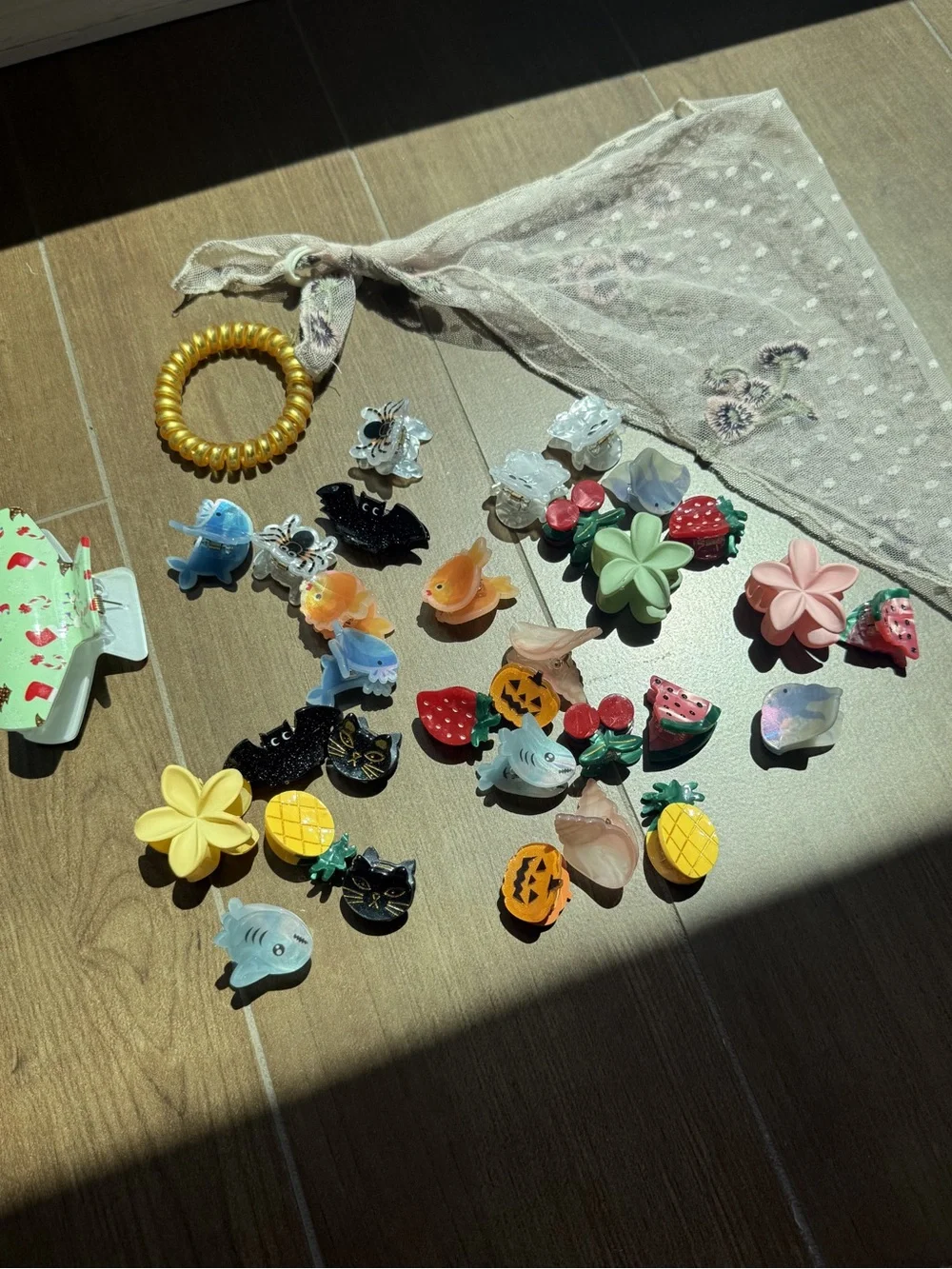 Kids Assorted Pastel Hair Clips and Accessories - Pink, Yellow, Green, Blue